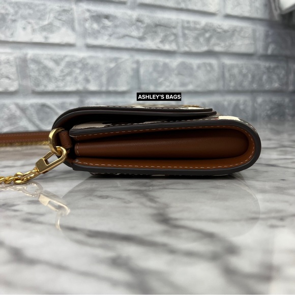 Tory Burch Emerson Printed Chain Wallet Crossbody In Leopard Print - Picture 6 of 10